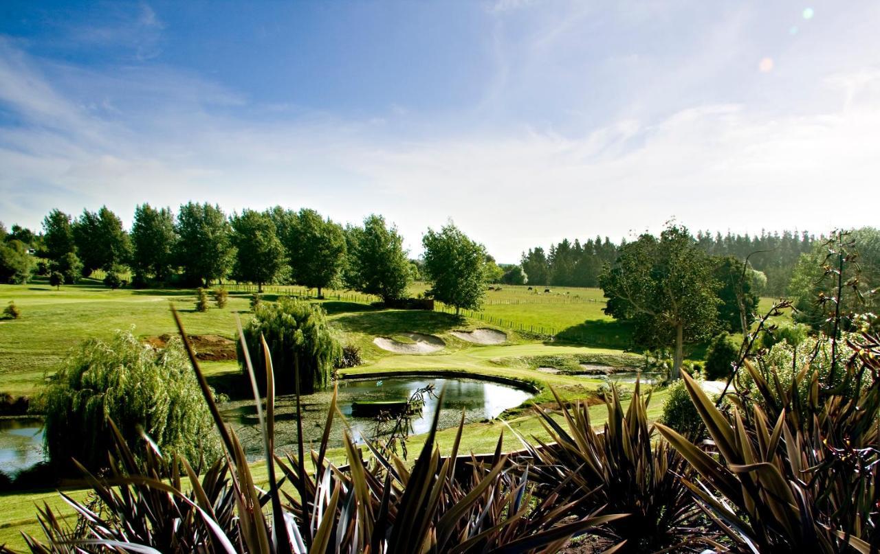 فيلا Maxwell'S Golf Retreat بومباي المظهر الخارجي الصورة