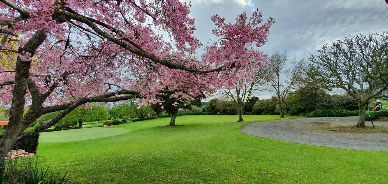 فيلا Maxwell'S Golf Retreat بومباي المظهر الخارجي الصورة